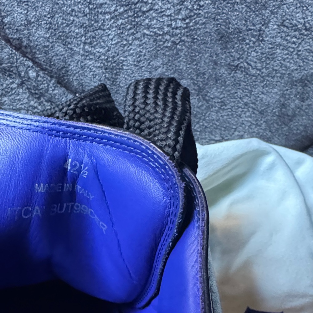 Burberry shoes - Picture 4 of 4